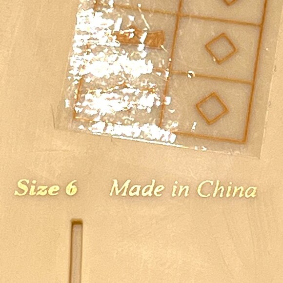 Dolce‎ Vita Size 6 Vegan Leather Beige Tan Nude Braided Woven Flat Sandals Shoes - Picture 13 of 13